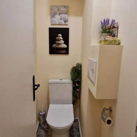 Sweet Apartment