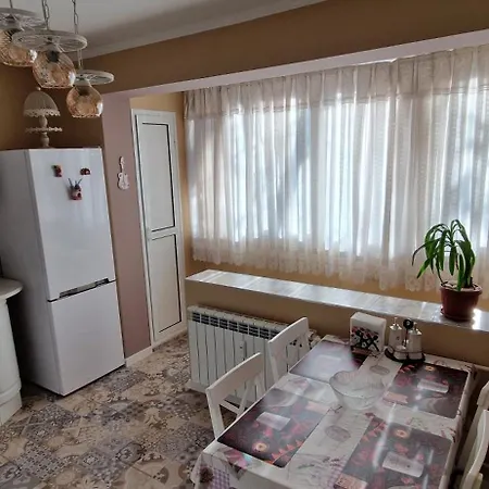 Sweet Apartment *