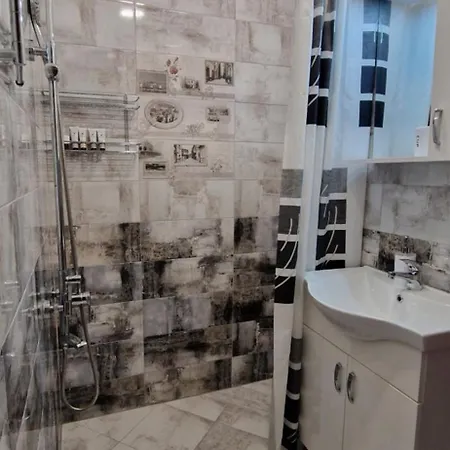 Apartment Sweet